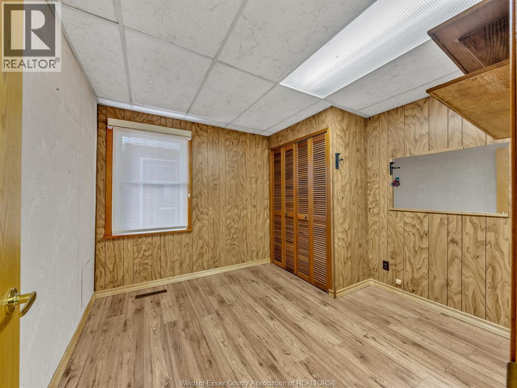 180 Elsworth, Lasalle, Ontario  N9J 1E5 - Photo 10 - 26022753