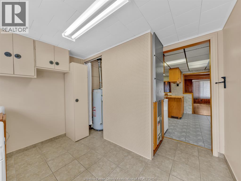 180 Elsworth, Lasalle, Ontario  N9J 1E5 - Photo 16 - 26022753