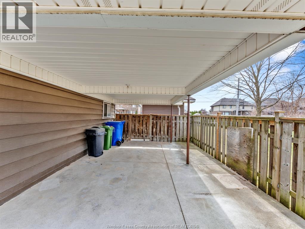 180 Elsworth, Lasalle, Ontario  N9J 1E5 - Photo 25 - 26022753