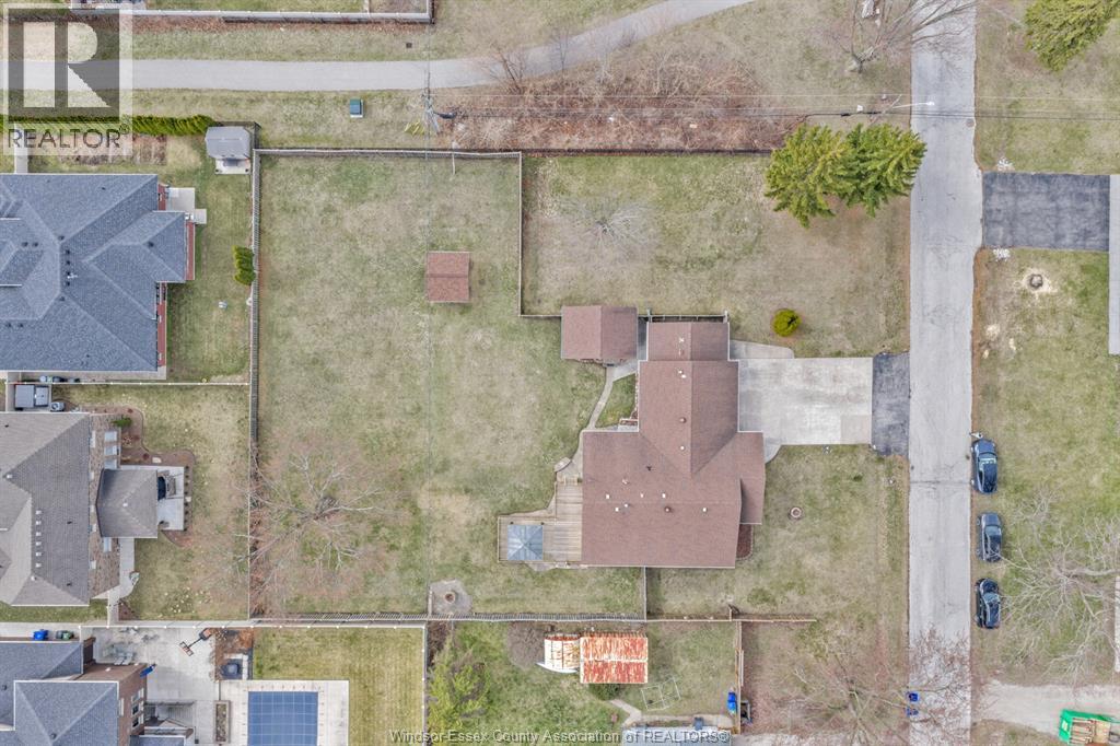 180 Elsworth, Lasalle, Ontario  N9J 1E5 - Photo 40 - 26022753