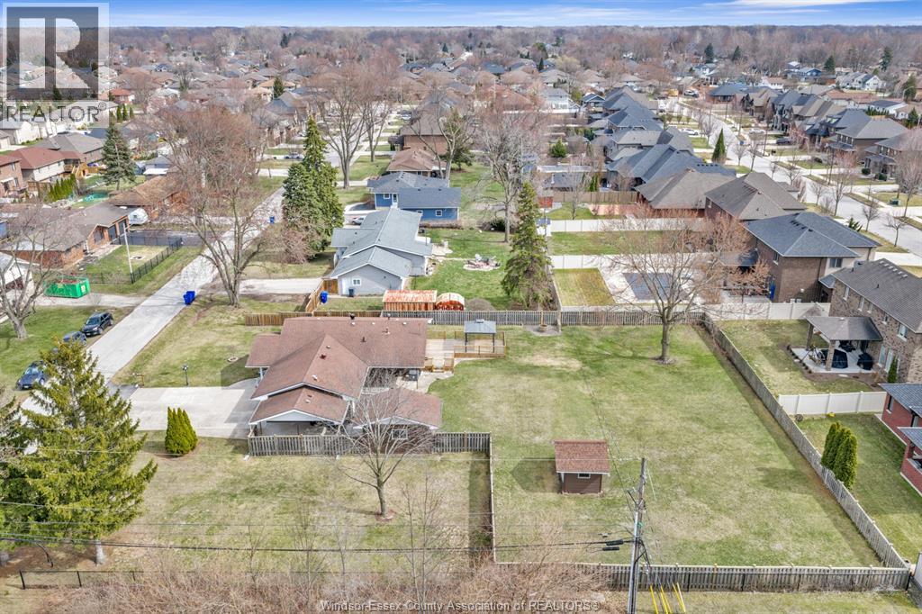 180 Elsworth, Lasalle, Ontario  N9J 1E5 - Photo 41 - 26022753