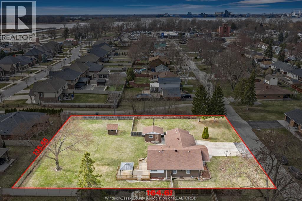 180 Elsworth, Lasalle, Ontario  N9J 1E5 - Photo 44 - 26022753