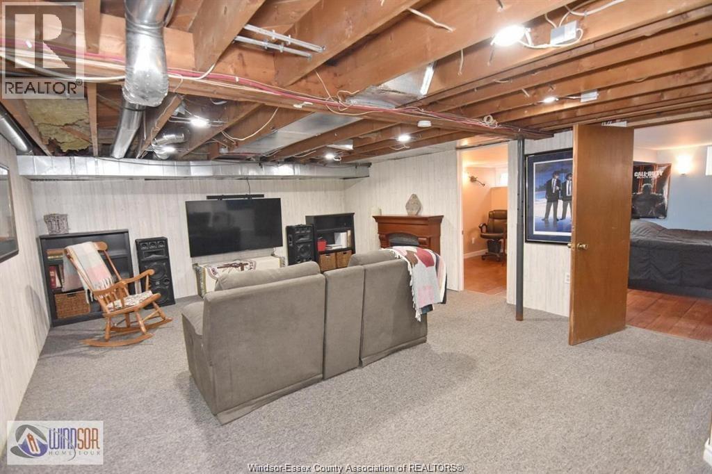1050 Scofield, Windsor, Ontario  N9G 1L7 - Photo 17 - 26022762