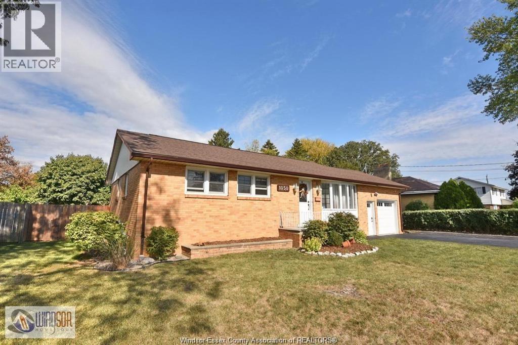 1050 Scofield, Windsor, Ontario  N9G 1L7 - Photo 2 - 26022762