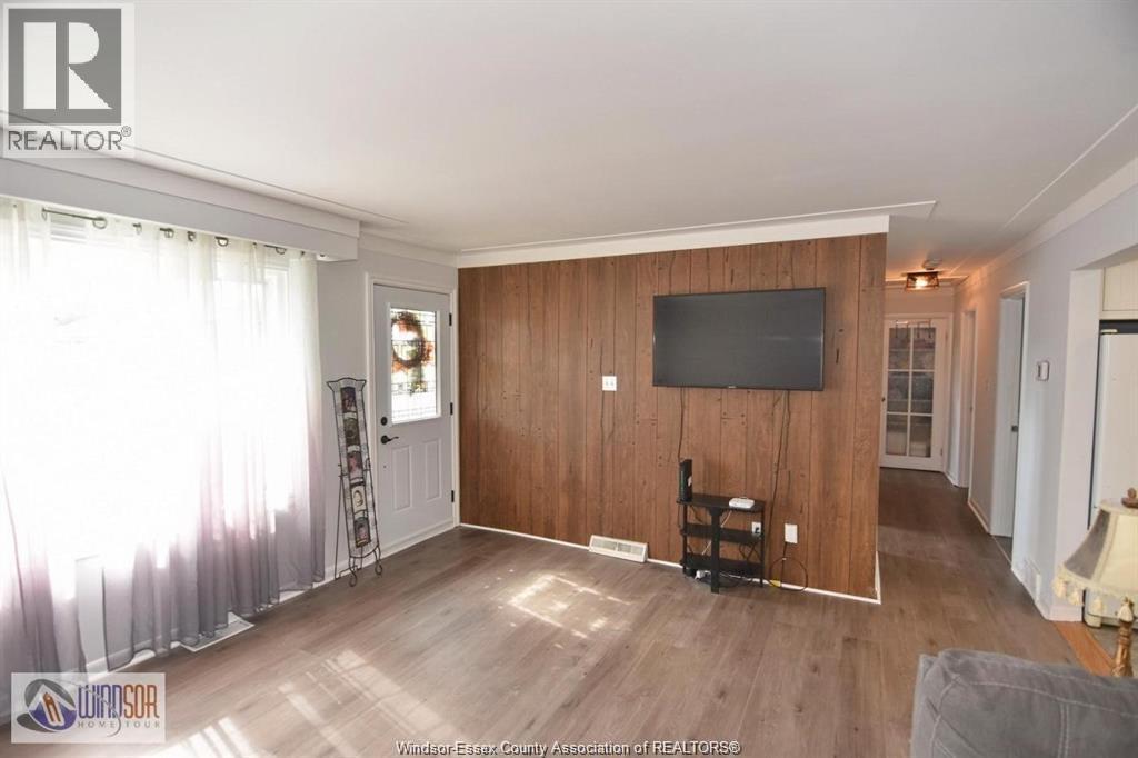1050 Scofield, Windsor, Ontario  N9G 1L7 - Photo 7 - 26022762