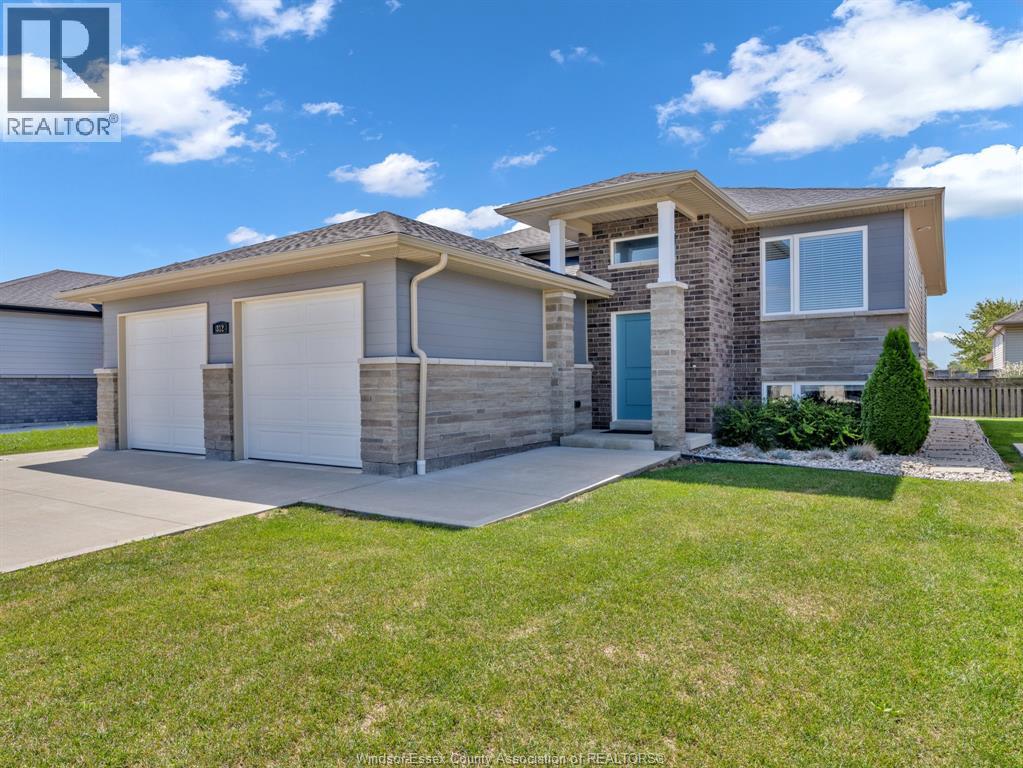 304 SWEETMAN AVENUE, Essex, Ontario