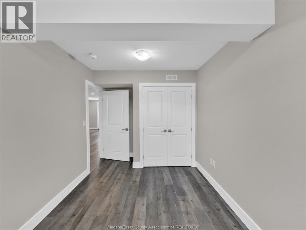 304 Sweetman Avenue, Essex, Ontario  N8M 2Z5 - Photo 4 - 26022738