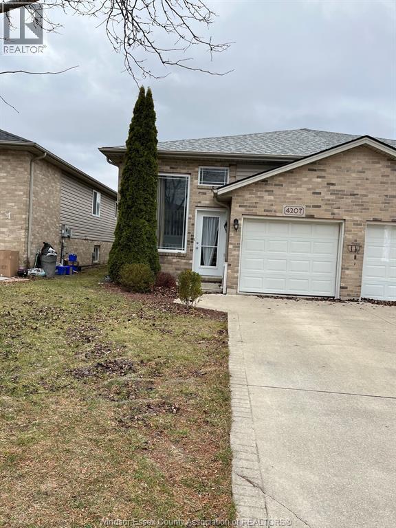 4207 WHISKEY AVENUE, Windsor, Ontario