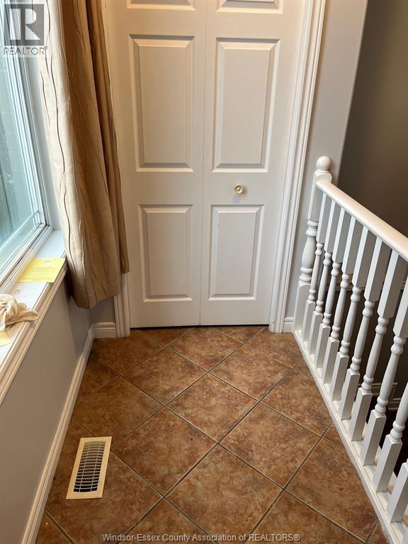 4207 Whiskey Avenue, Windsor, Ontario  N9G 3B2 - Photo 2 - 26022735
