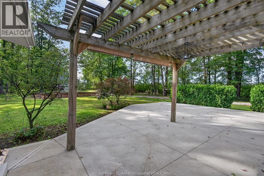 8030 County Rd 15, Essex, Ontario  N8M 2X6 - Photo 40 - 26022766