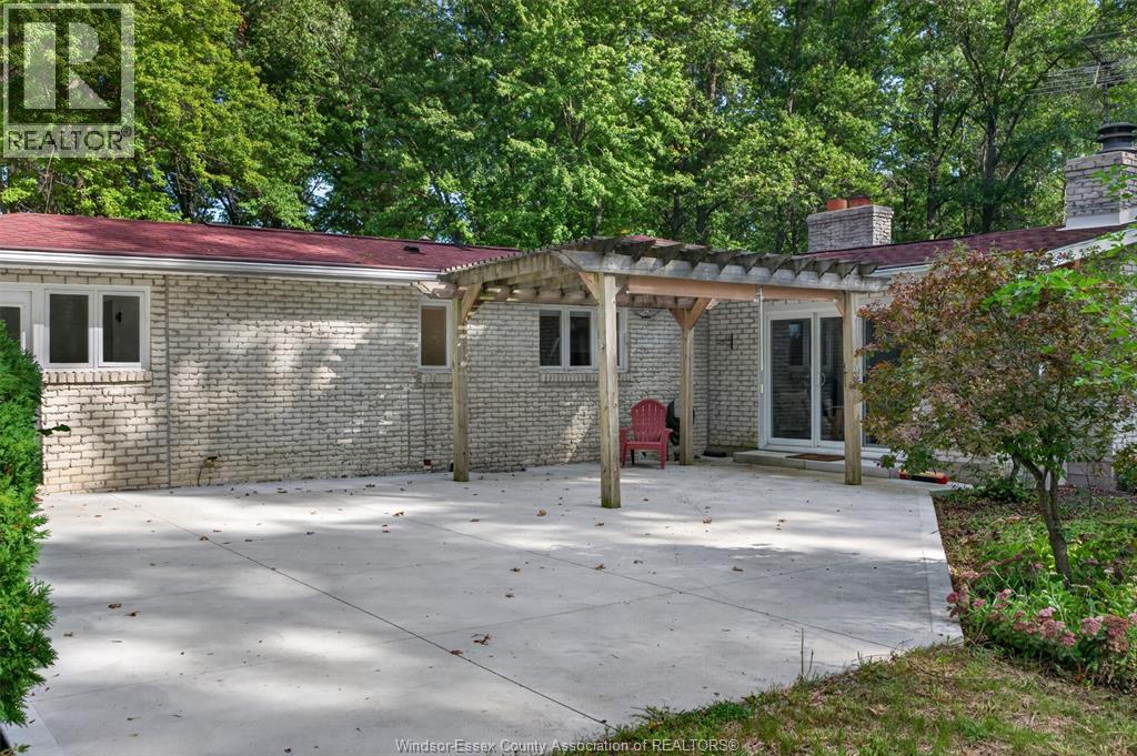 8030 County Rd 15, Essex, Ontario  N8M 2X6 - Photo 41 - 26022766