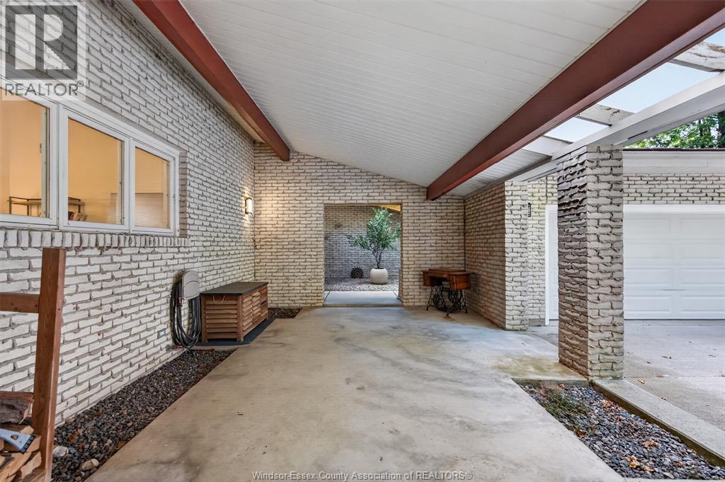 8030 County Rd 15, Essex, Ontario  N8M 2X6 - Photo 6 - 26022766