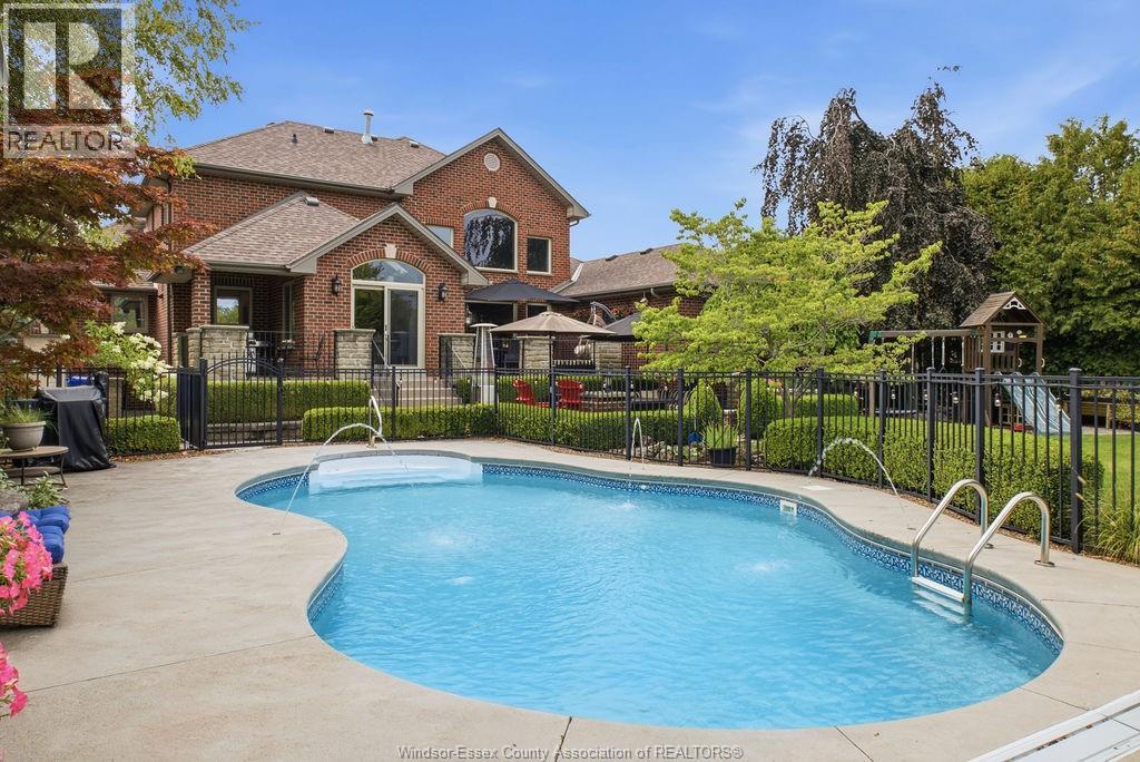 205 Clubview Drive, Amherstburg, Ontario  N9V 3Z3 - Photo 43 - 26022752