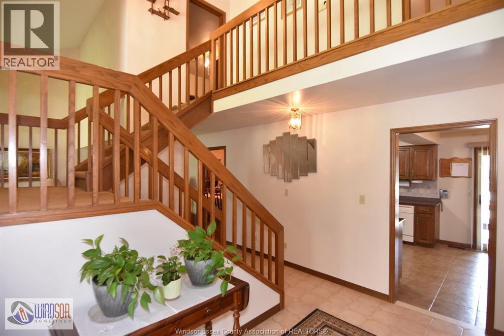 3915 Villa Borghese Drive, Windsor, Ontario  N9G 2K3 - Photo 3 - 26022764