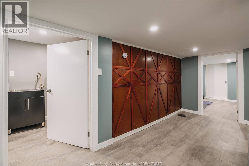 157 Mcewan, Windsor, Ontario  N9B 2E3 - Photo 39 - 26022771