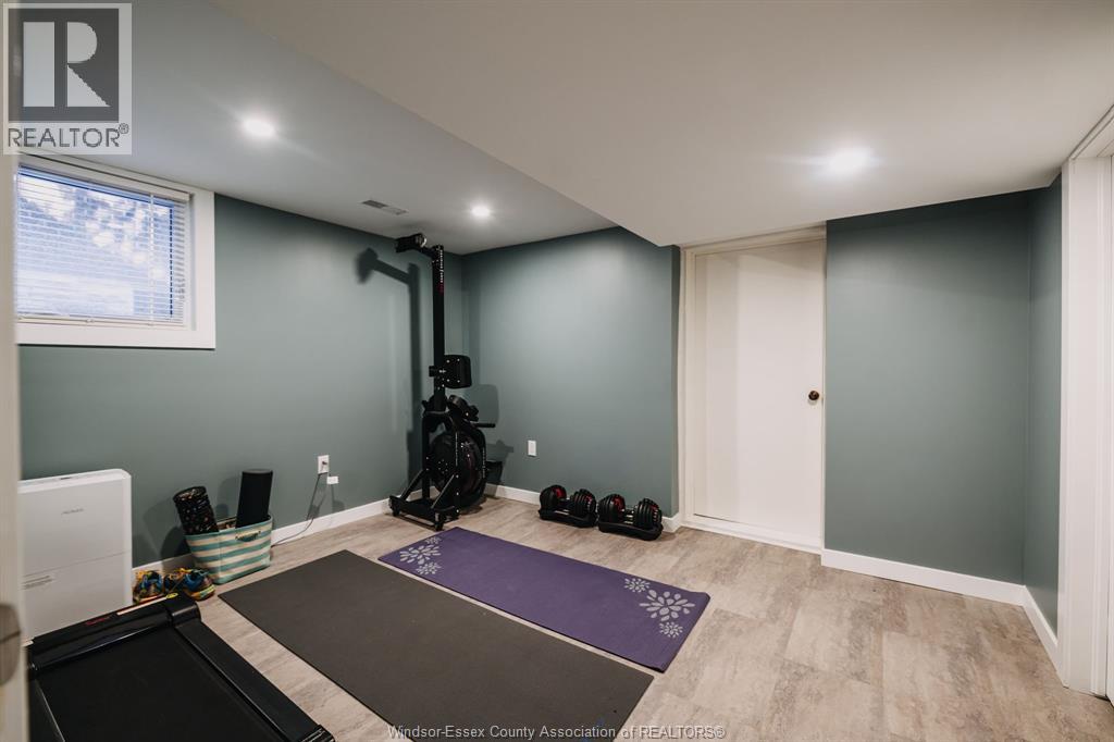 157 Mcewan, Windsor, Ontario  N9B 2E3 - Photo 44 - 26022771