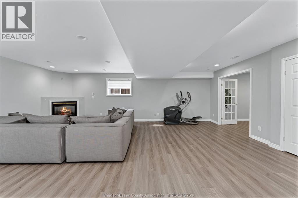 727 Alpenrose, Windsor, Ontario  N9G 2X7 - Photo 18 - 26022782