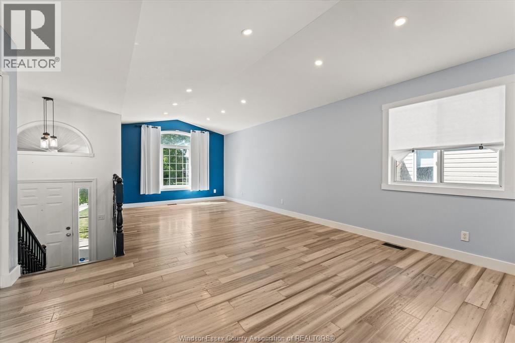 584 Pettypiece Drive, Amherstburg, Ontario  N9V 4C9 - Photo 7 - 26022780