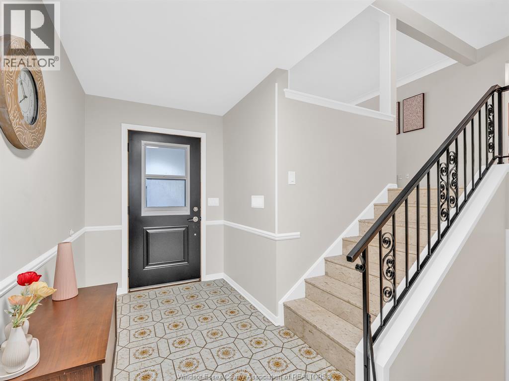 3189 Mulberry Court, Windsor, Ontario  N8R 2A4 - Photo 8 - 26022732