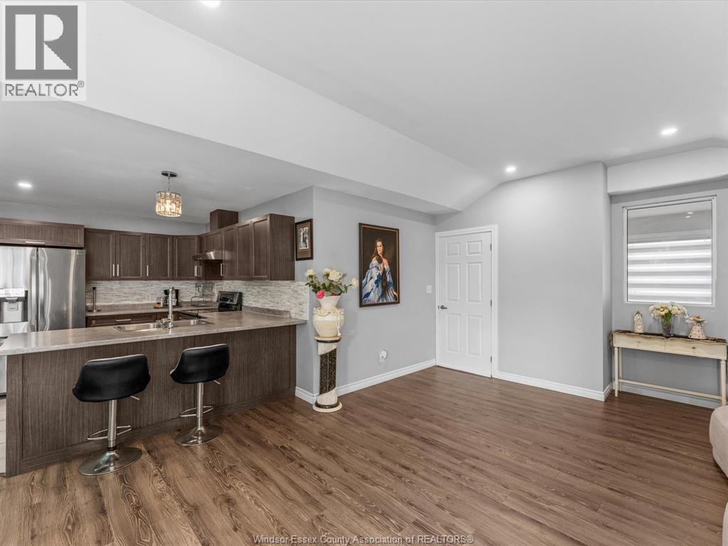3137 Viola Crescent, Windsor, Ontario  N8N 0A1 - Photo 11 - 26022747