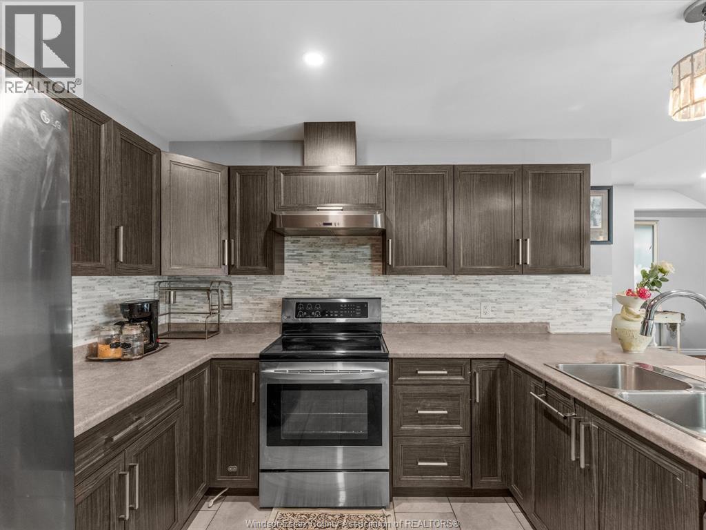 3137 Viola Crescent, Windsor, Ontario  N8N 0A1 - Photo 7 - 26022747