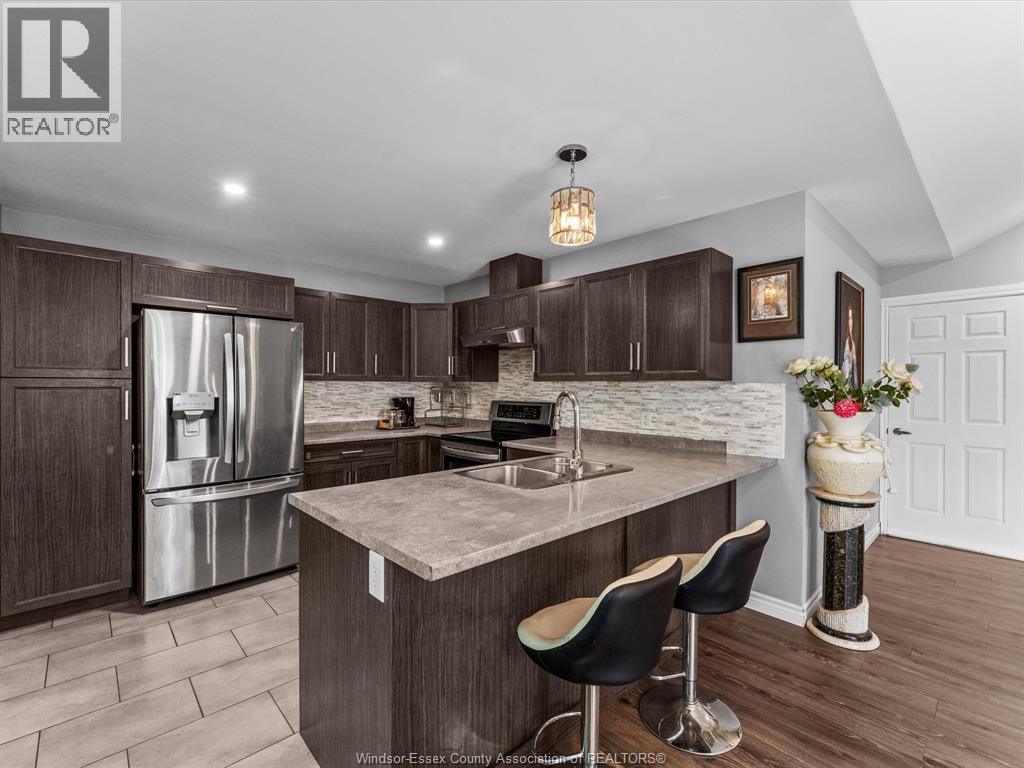 3137 Viola Crescent, Windsor, Ontario  N8N 0A1 - Photo 9 - 26022747