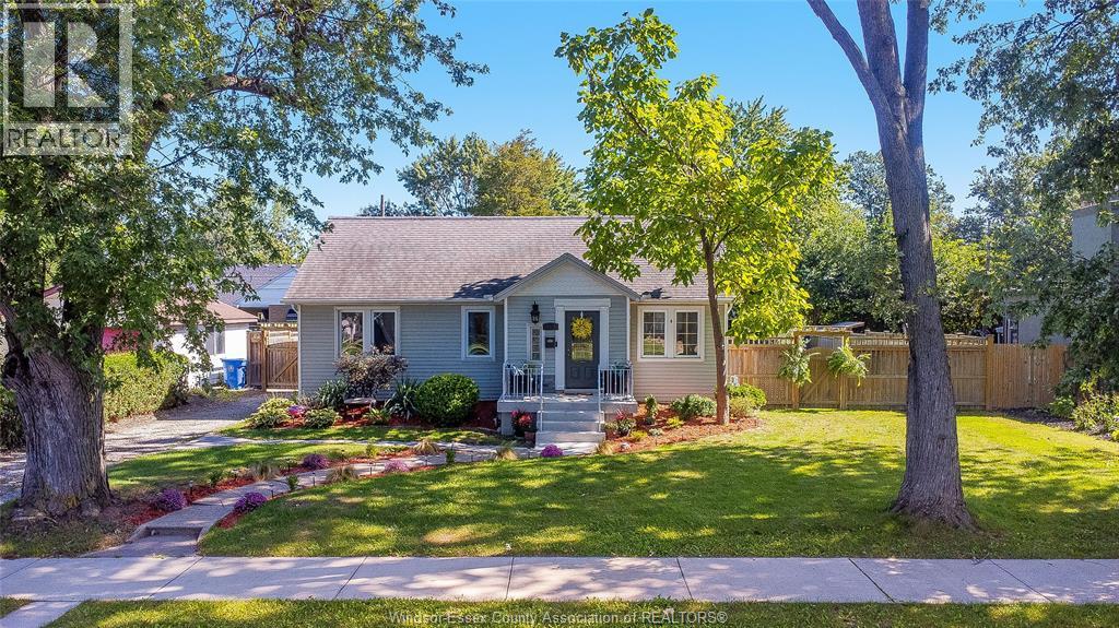 2484 WESTMINSTER BOULEVARD, Windsor, Ontario