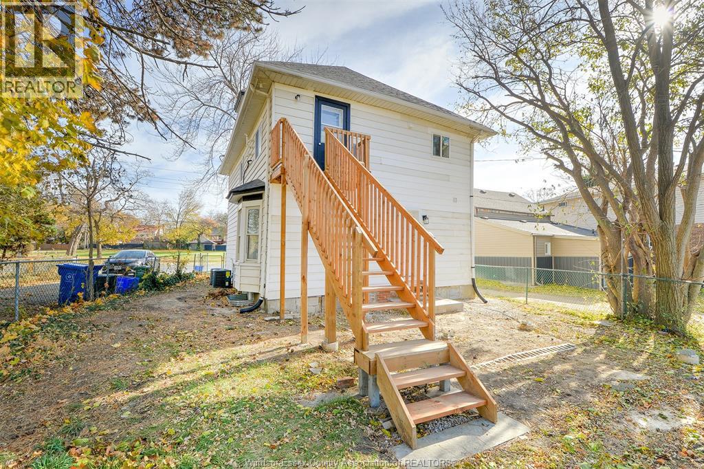3076 Sandwich Unit# Lower, Windsor, Ontario  N9C 1A4 - Photo 17 - 26022749