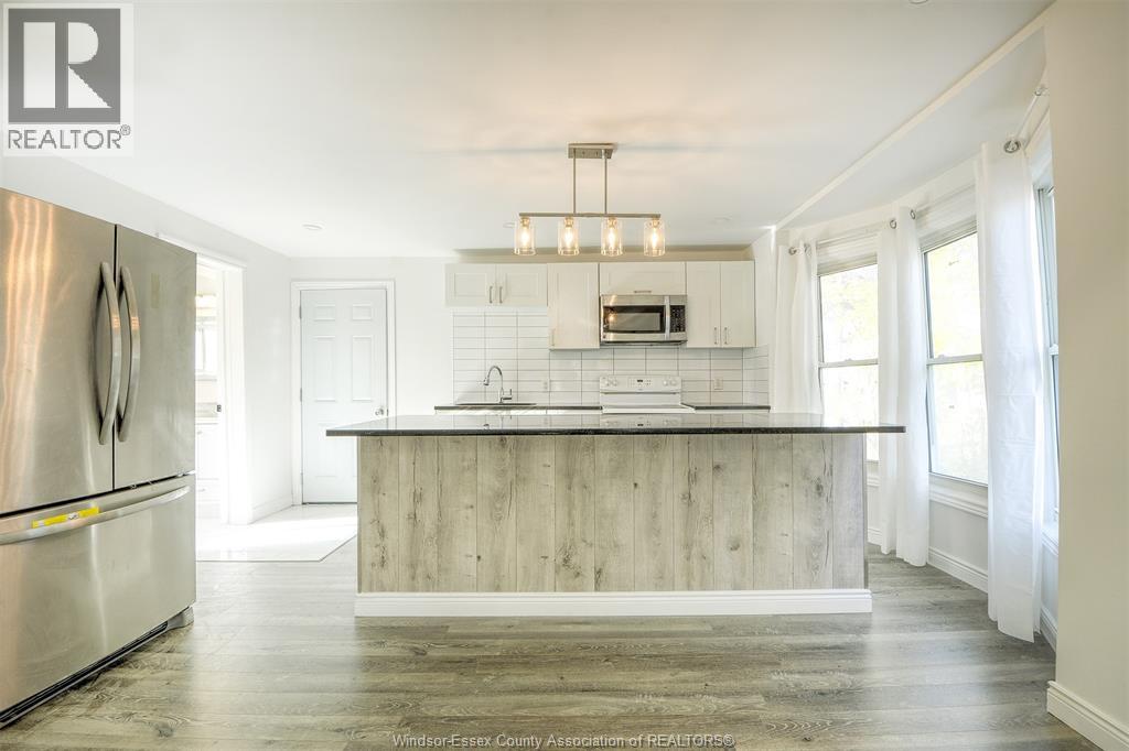 3076 Sandwich Unit# Lower, Windsor, Ontario  N9C 1A4 - Photo 5 - 26022749