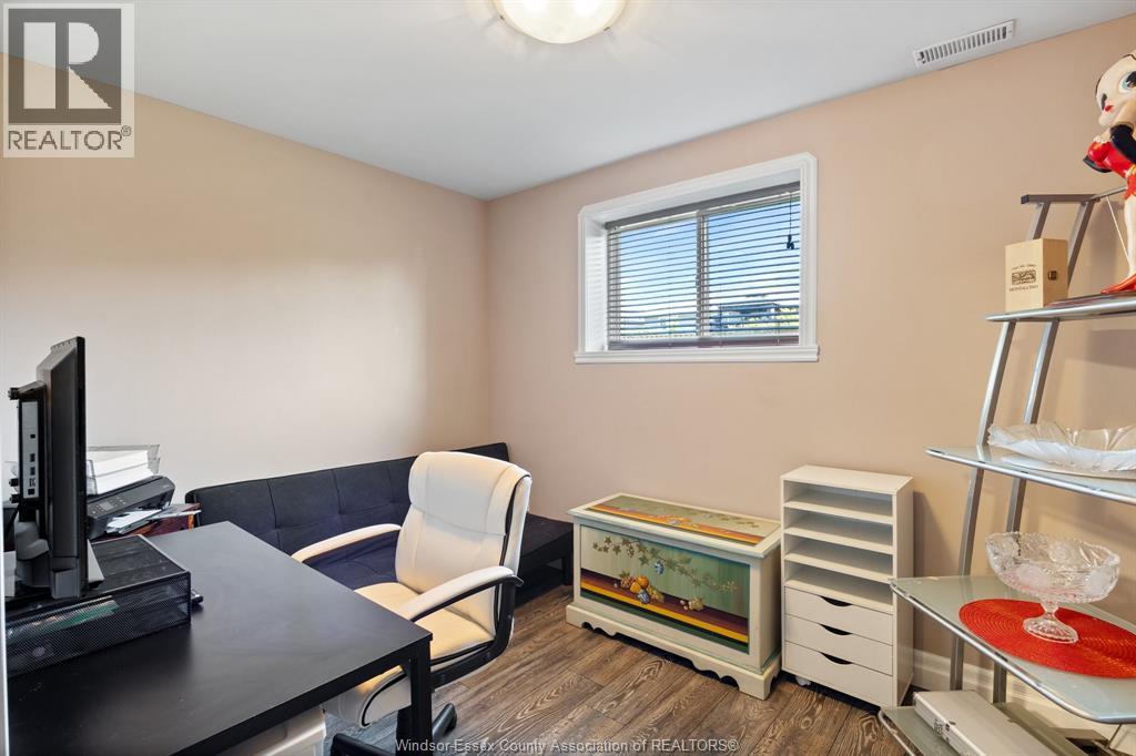 1622 Clover, Windsor, Ontario  N8P 1R1 - Photo 28 - 26022701