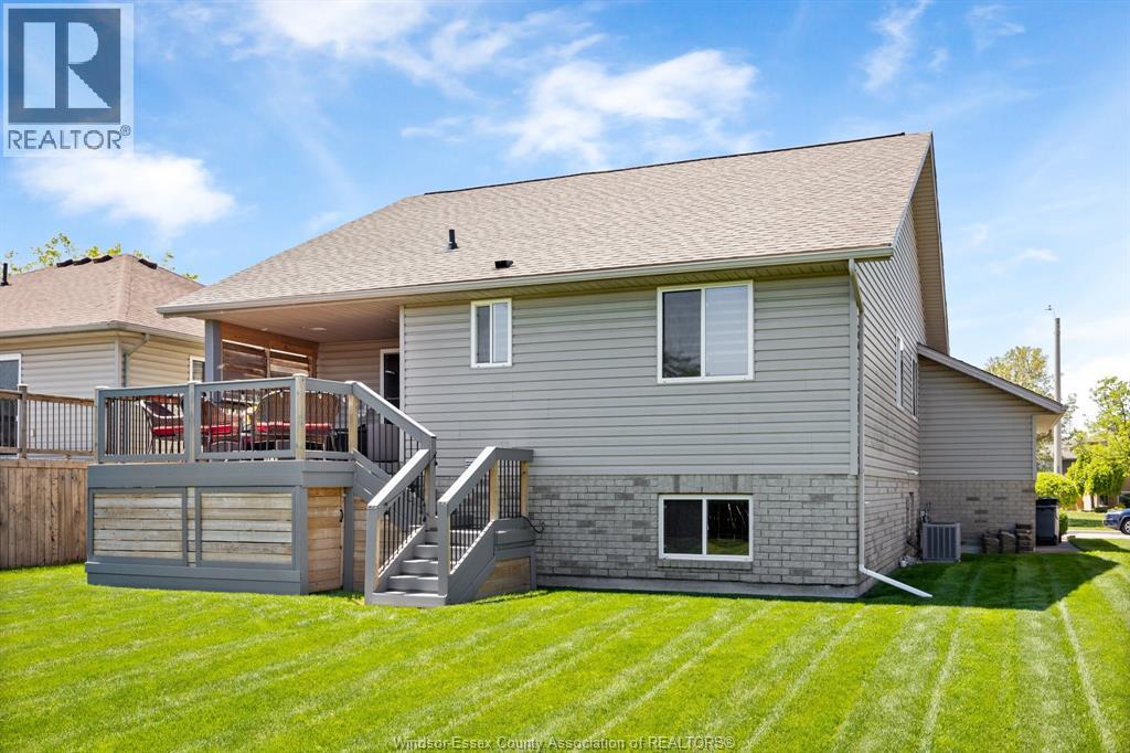 1622 Clover, Windsor, Ontario  N8P 1R1 - Photo 32 - 26022701