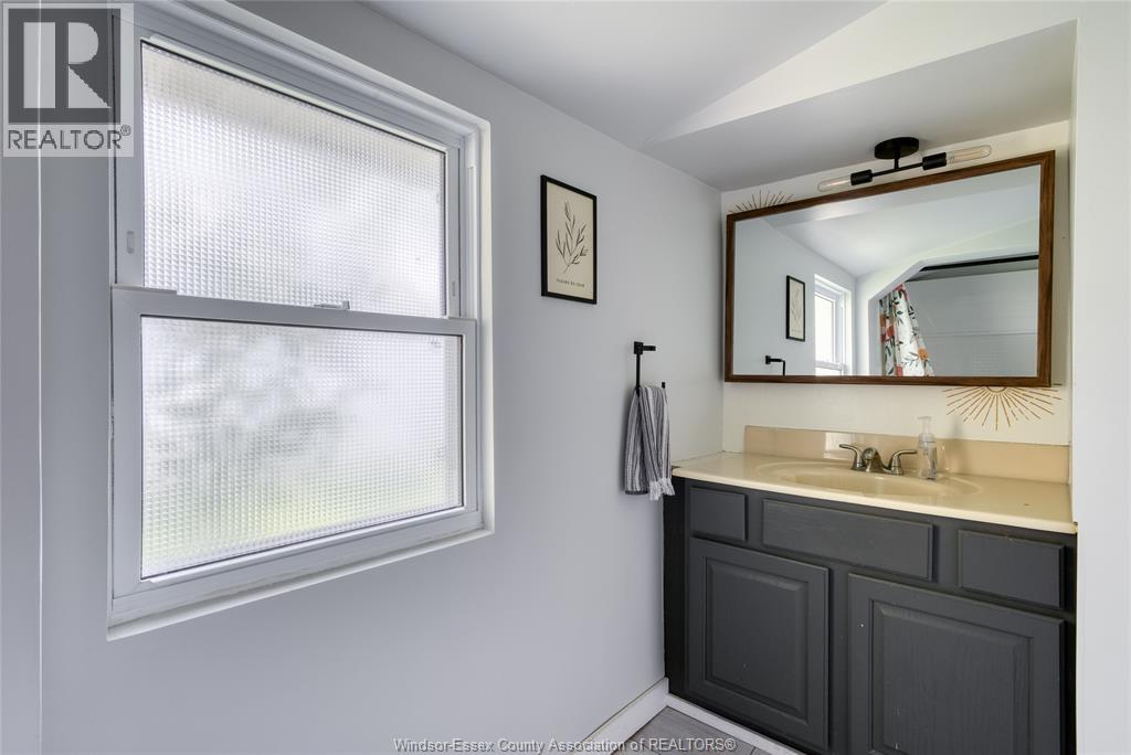 583 Pigeon Beach, Harrow, Ontario  N0R 1G0 - Photo 25 - 26022802