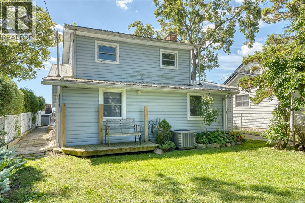 583 Pigeon Beach, Harrow, Ontario  N0R 1G0 - Photo 3 - 26022802