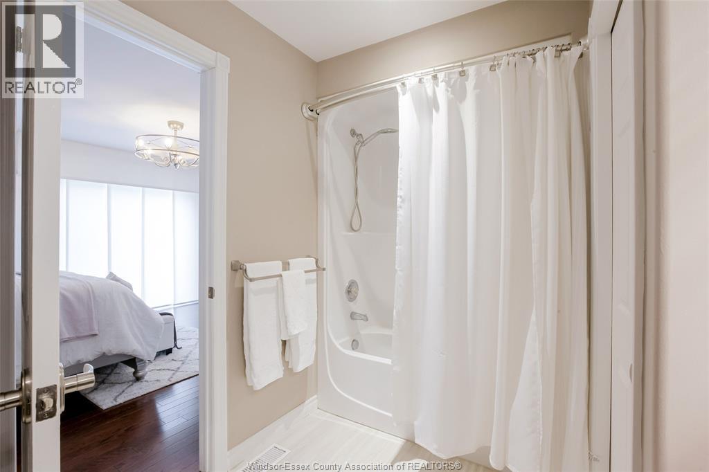 395 Tuscany, Tecumseh, Ontario  N8N 4W6 - Photo 28 - 26022807