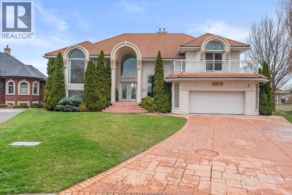 4572 LAKE GRANDE COURT, Windsor, Ontario