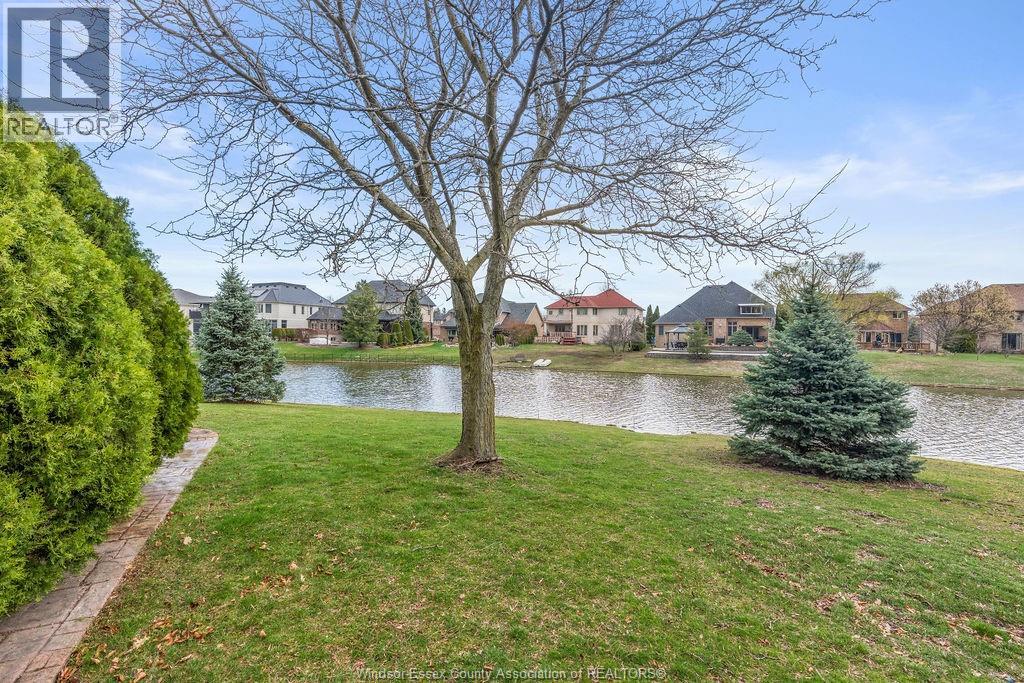 4572 Lake Grande Court, Windsor, Ontario  N9G 2R3 - Photo 45 - 26022819