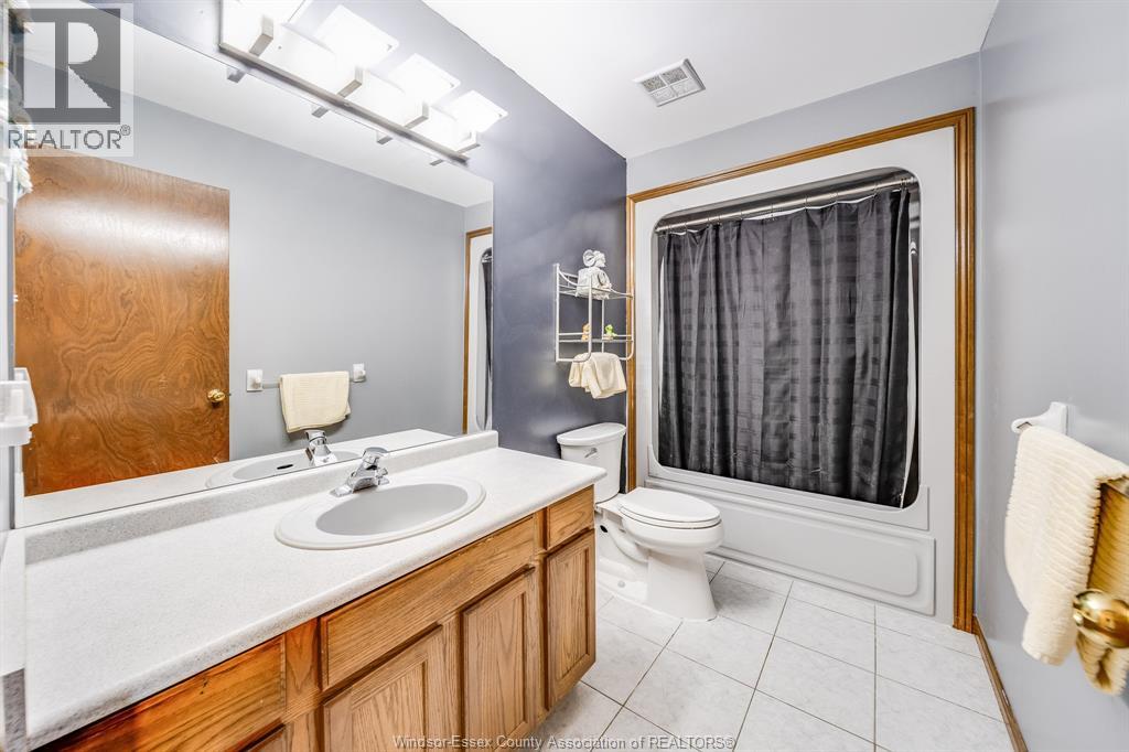 647 Alpenrose Court, Windsor, Ontario  N9G 2X7 - Photo 19 - 26022723