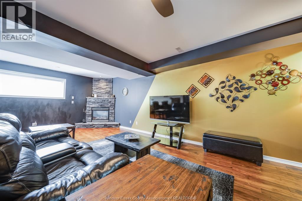 647 Alpenrose Court, Windsor, Ontario  N9G 2X7 - Photo 30 - 26022723