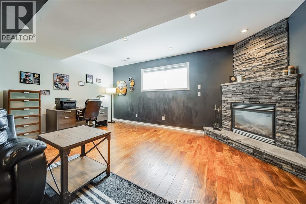 647 Alpenrose Court, Windsor, Ontario  N9G 2X7 - Photo 37 - 26022723