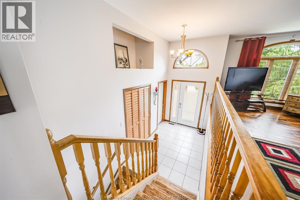 647 Alpenrose Court, Windsor, Ontario  N9G 2X7 - Photo 6 - 26022723