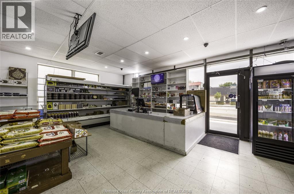 1015 University Avenue West, Windsor, Ontario  N9A 5S6 - Photo 8 - 26022845