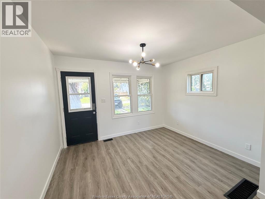 720 Bensette Street, Windsor, Ontario  N8X 2Z1 - Photo 7 - 26022875