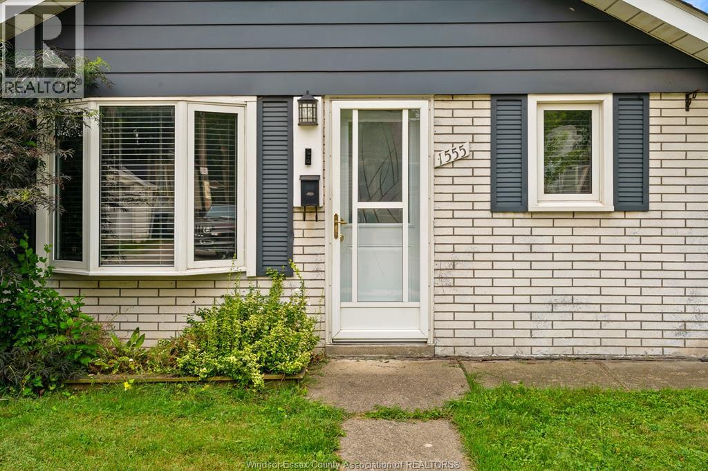 1555 Adanac Avenue, Windsor, Ontario  N9B 1N5 - Photo 5 - 26022883