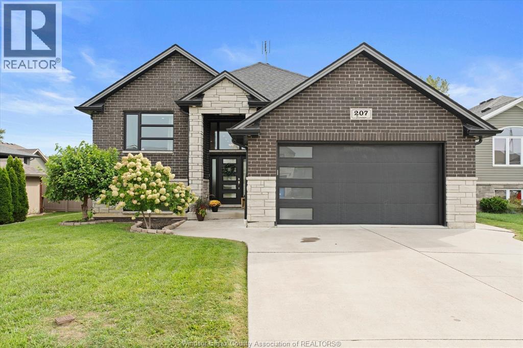207 Summer Street, Belle River, Ontario  N8L 0G6 - Photo 2 - 26022880