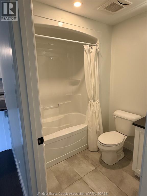 4578 Huron Church Line Unit# 104, Lasalle, Ontario  N9H 0M2 - Photo 11 - 26022837