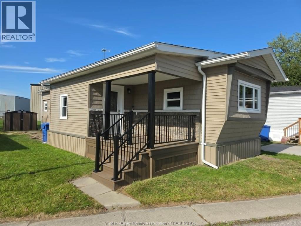 22 Robin Crescent, Lakeshore, Ontario  N8N 2S2 - Photo 3 - 26022822