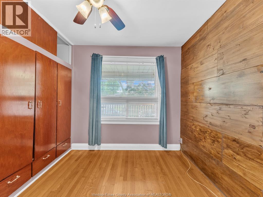 2318 Chandler, Windsor, Ontario  N8W 4A6 - Photo 13 - 26022865