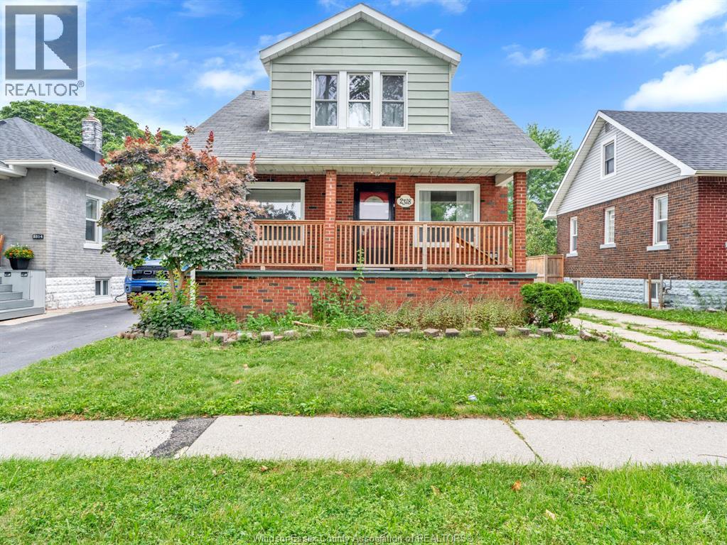 2318 Chandler, Windsor, Ontario  N8W 4A6 - Photo 2 - 26022865