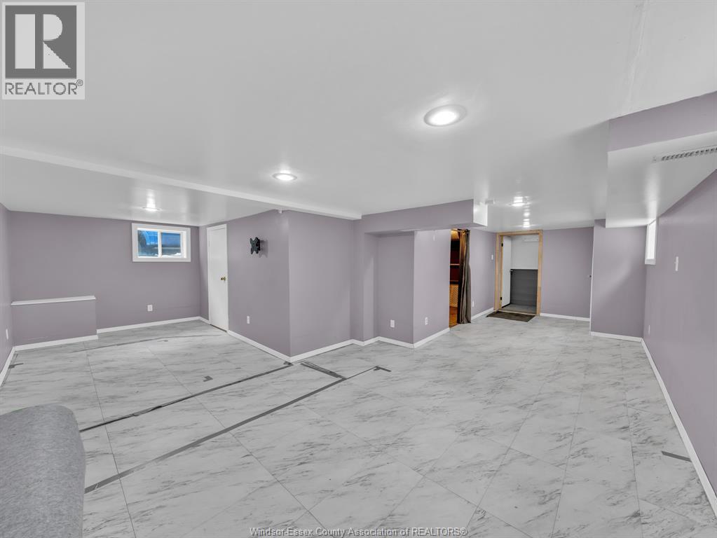 2318 Chandler, Windsor, Ontario  N8W 4A6 - Photo 35 - 26022865
