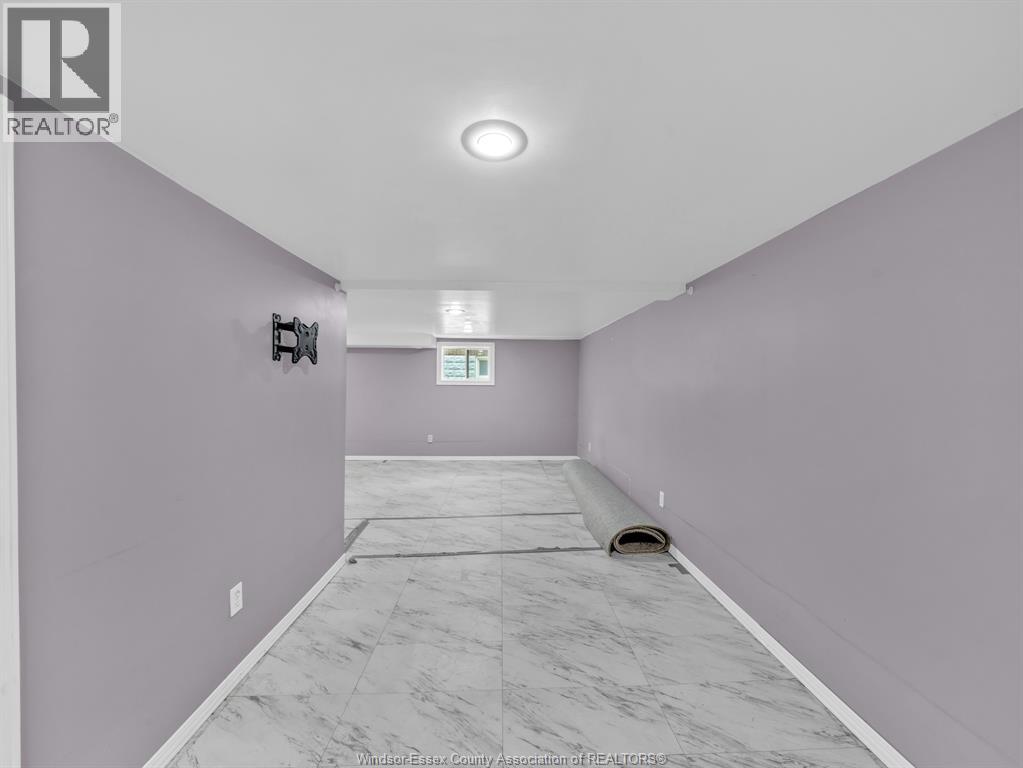 2318 Chandler, Windsor, Ontario  N8W 4A6 - Photo 36 - 26022865